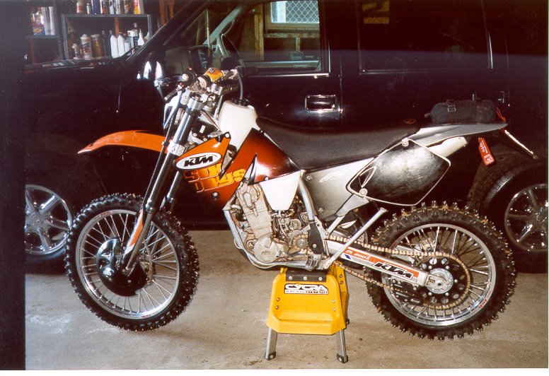 Jeb s 01 KTM 400EXC Picture Page